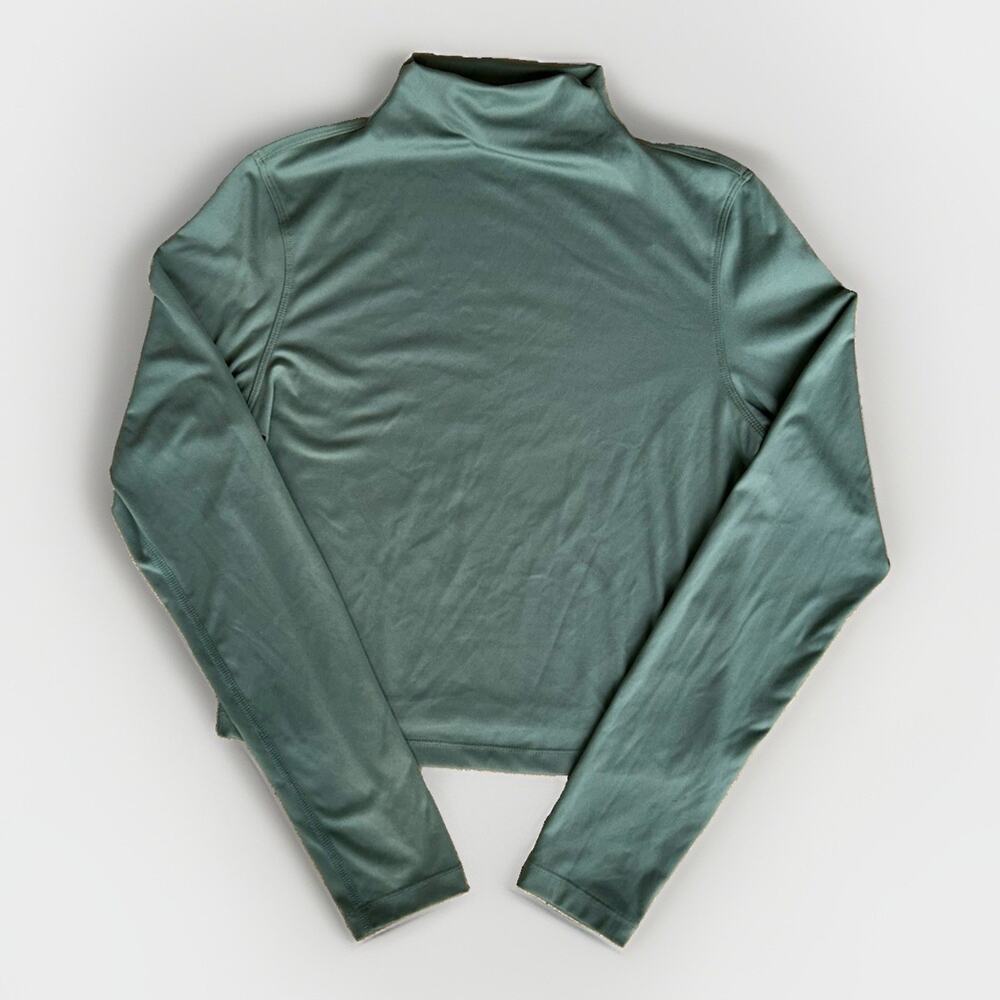 Yogalicious Zenly Evelyn Long Sleeve Mock Neck Crop Top Womens Size Medium Green